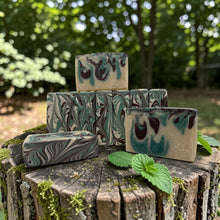 Load image into Gallery viewer, Sandalwood &amp; Mint
