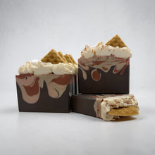 Load image into Gallery viewer, Moon milk &amp; Caramel