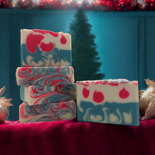 Load image into Gallery viewer, Cranberry Aspen