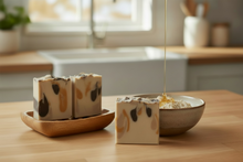 Load image into Gallery viewer, Oatmeal Milk &amp; Honey