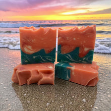 Load image into Gallery viewer, Kauai Spa