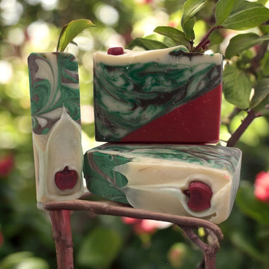 Apple & Sage
